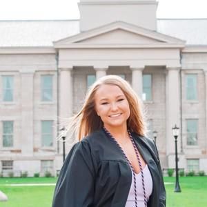 Meet your Posher, Christina